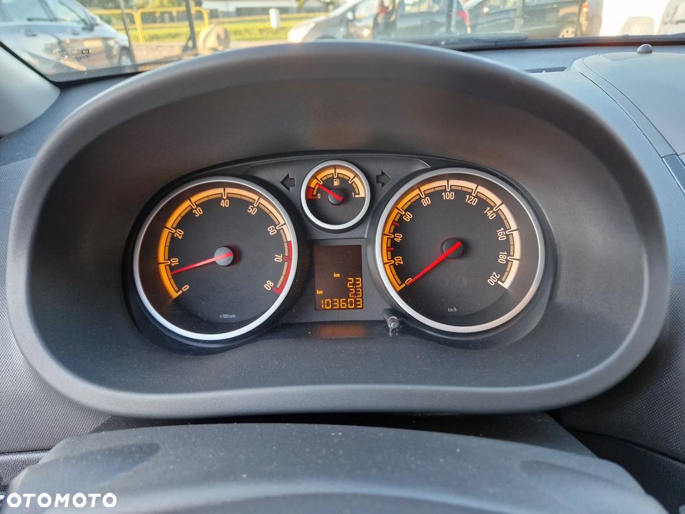 Opel Corsa 1.2 16V Color Edition - 12