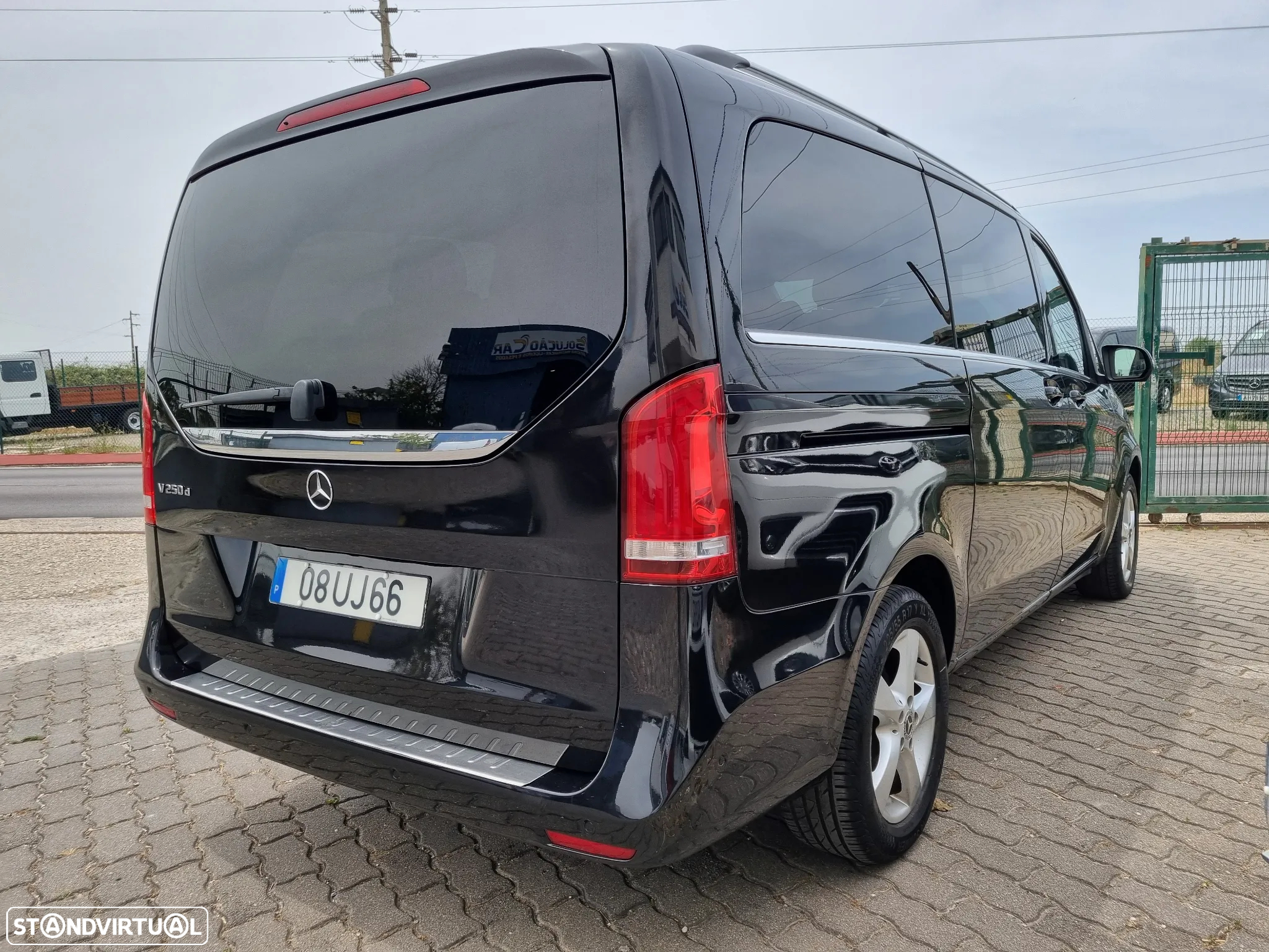 Mercedes-Benz V 250 BlueTEC Avantgarde - 2