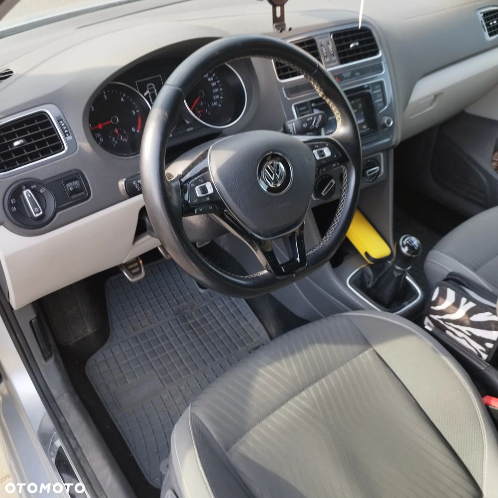 Volkswagen Polo 1.4 TDI (Blue Motion Technology) Comfortline - 3