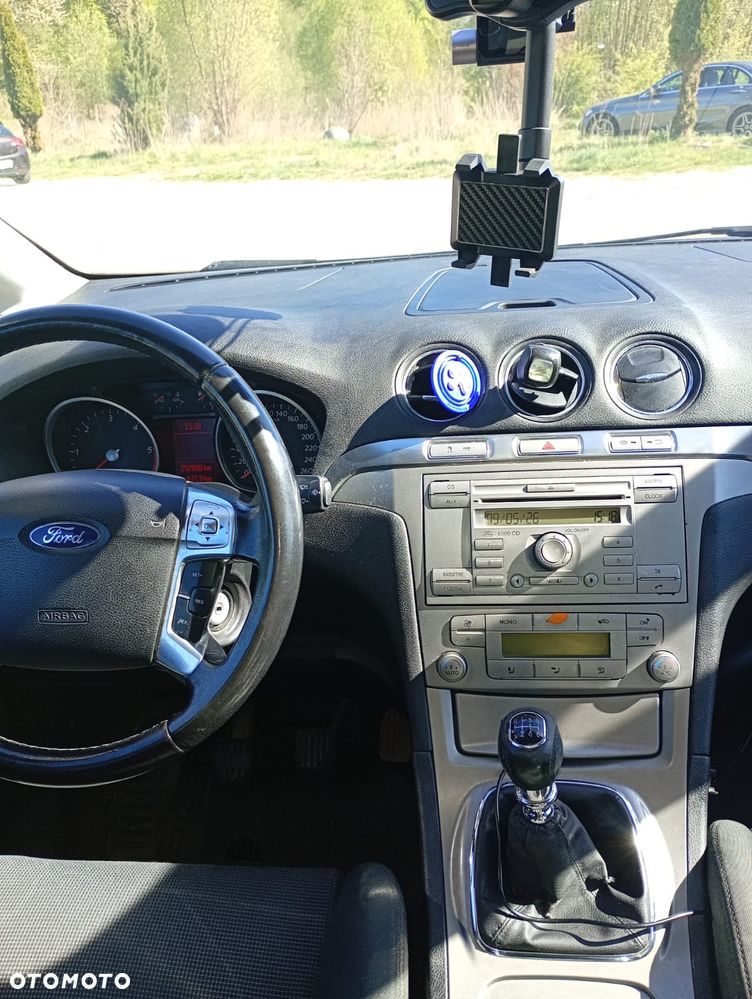 Ford S-Max - 7