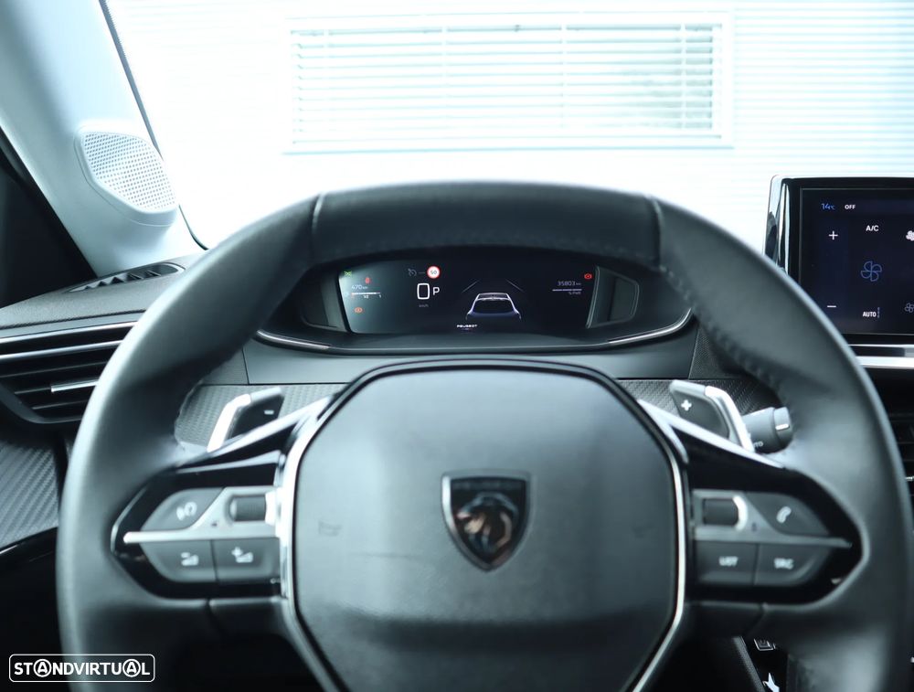 Peugeot 208 1.2 Hybrid Allure e-DCS6 - 33