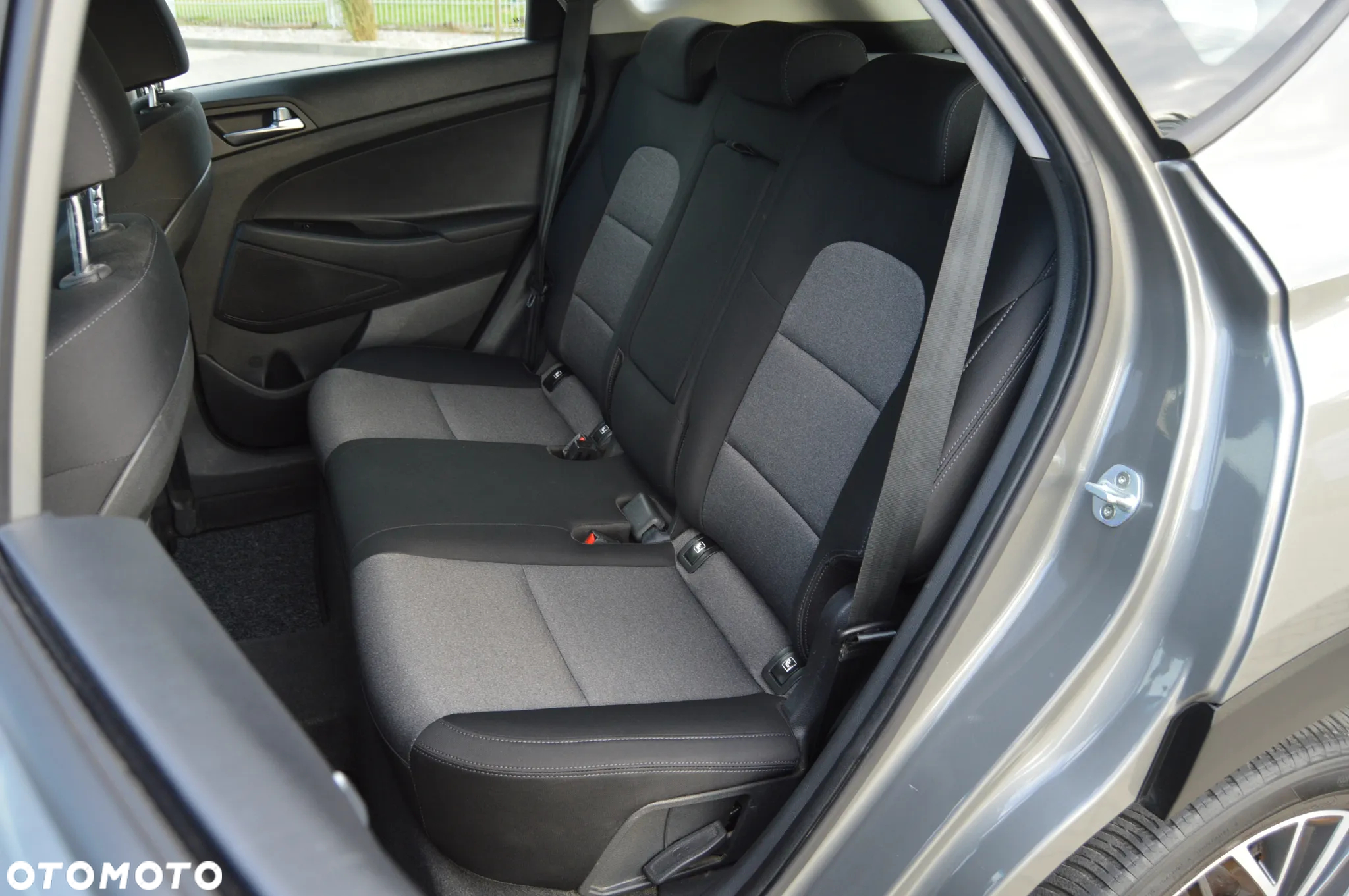 Hyundai Tucson 1.6 GDi 2WD Advantage+ - 32