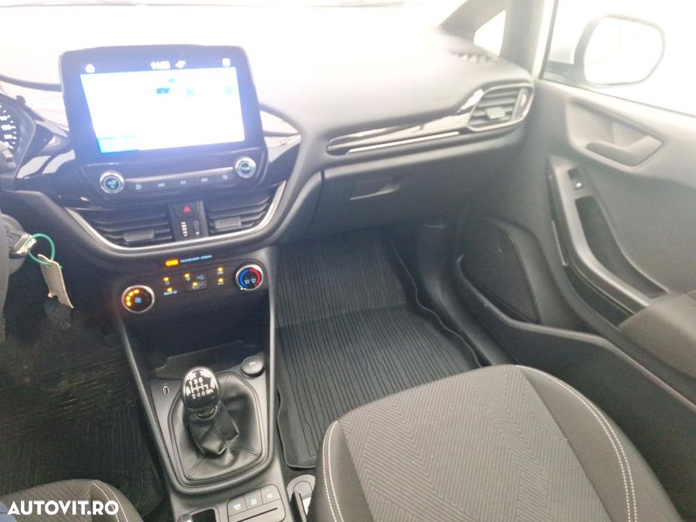 Ford Fiesta - 5