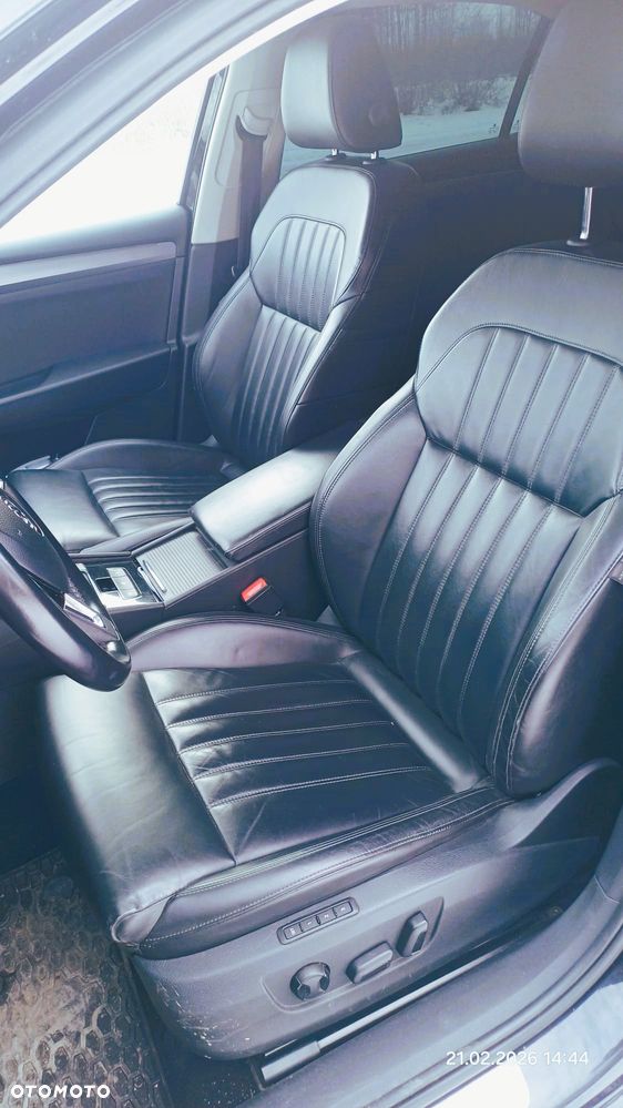 Skoda Superb 2.0 TDI Style DSG7 - 13