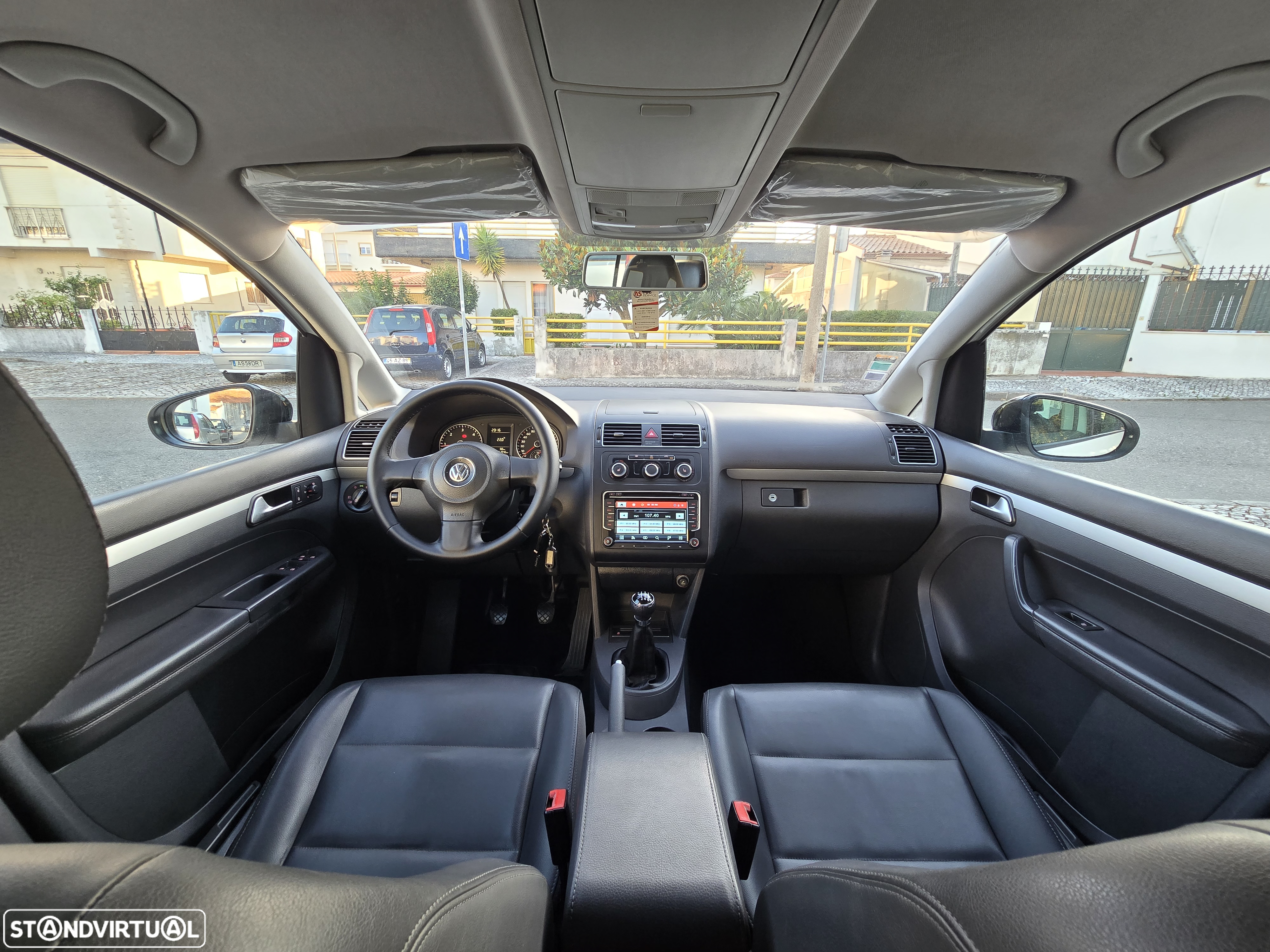 VW Touran 1.6 TDI Blue.Confortline 7L - 17