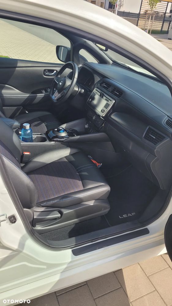 Nissan Leaf 40 kWh Tekna - 19