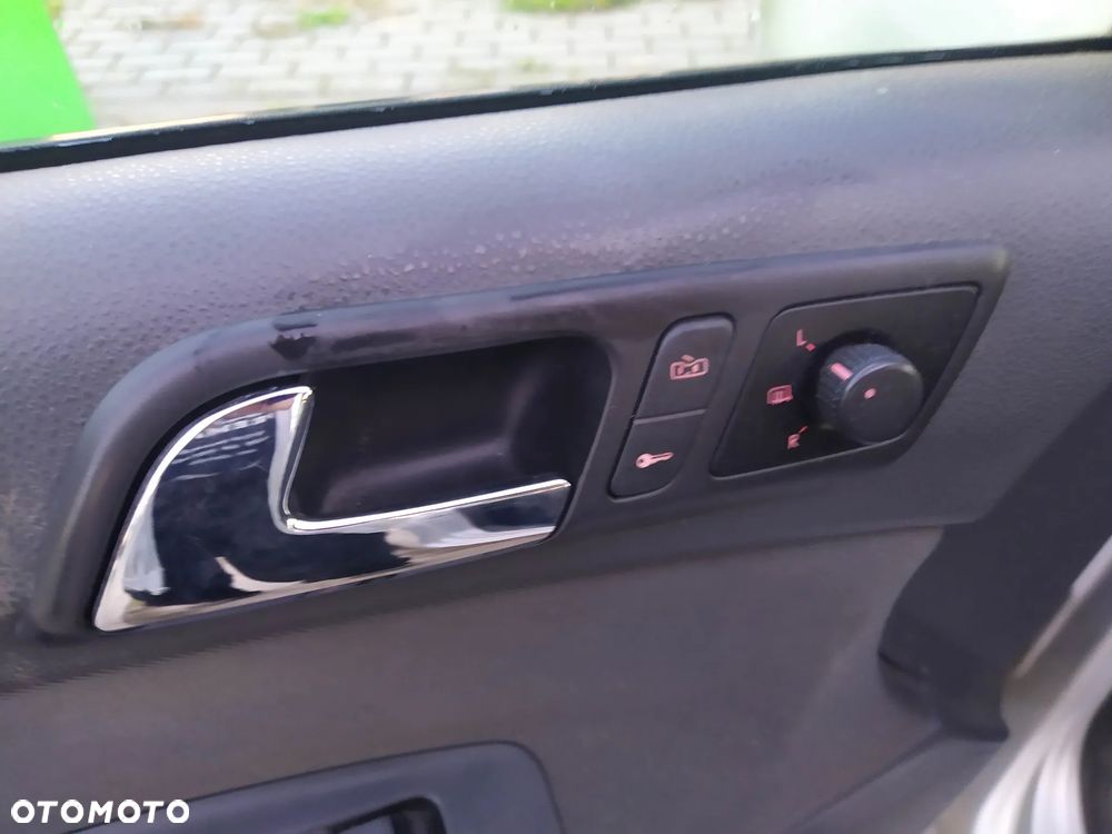 Volkswagen Polo - 10