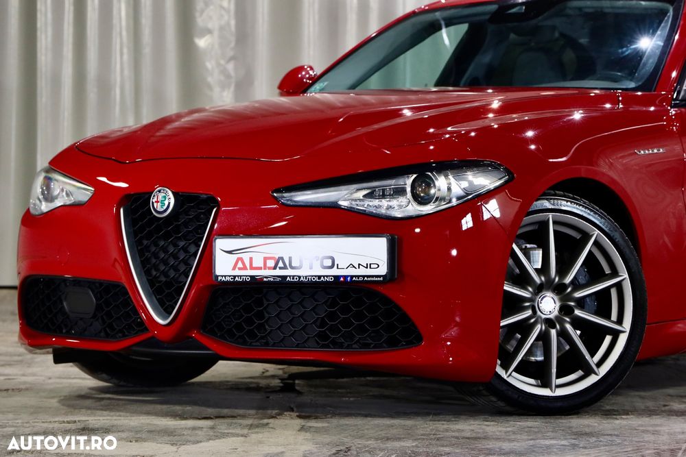 Alfa Romeo Giulia 2.2 Diesel AT8-Q4 Veloce - 30