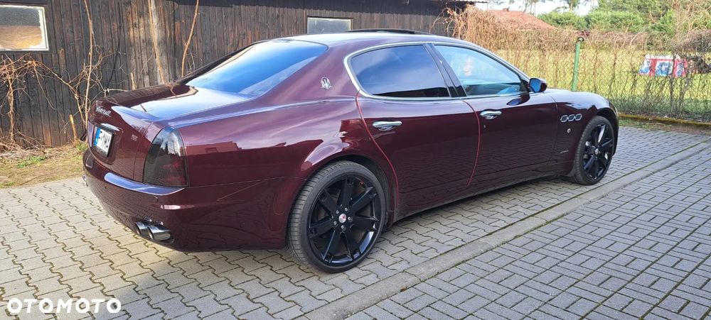 Maserati Quattroporte - 15