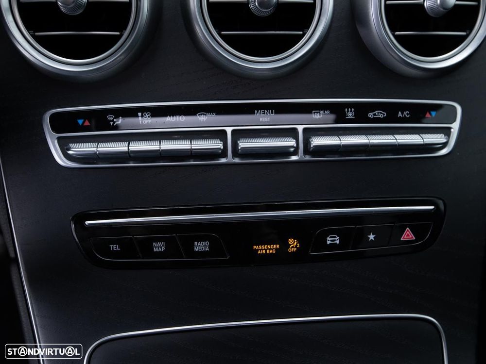 Mercedes-Benz GLC 300 de Coupe 4Matic 9G-TRONIC - 26