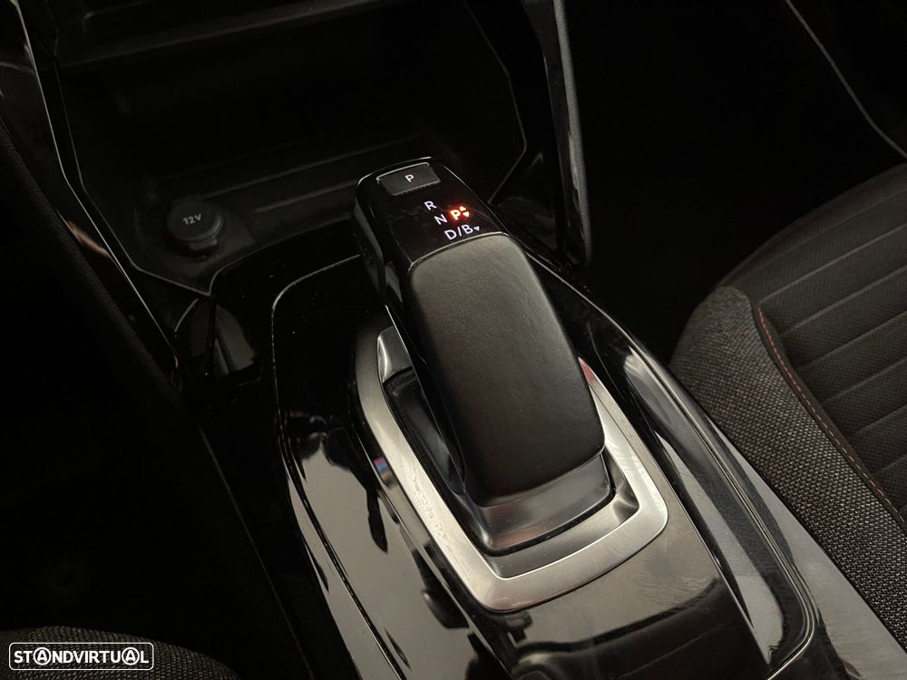 Peugeot e-2008 50 kWh Style - 23