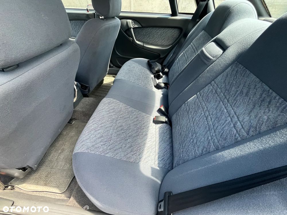 Daewoo Espero - 12