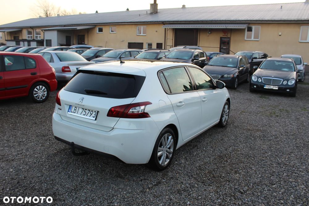 Peugeot 308 - 4