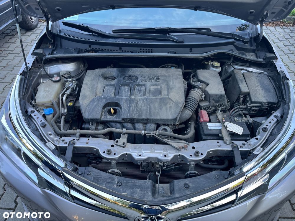 Toyota Corolla - 22