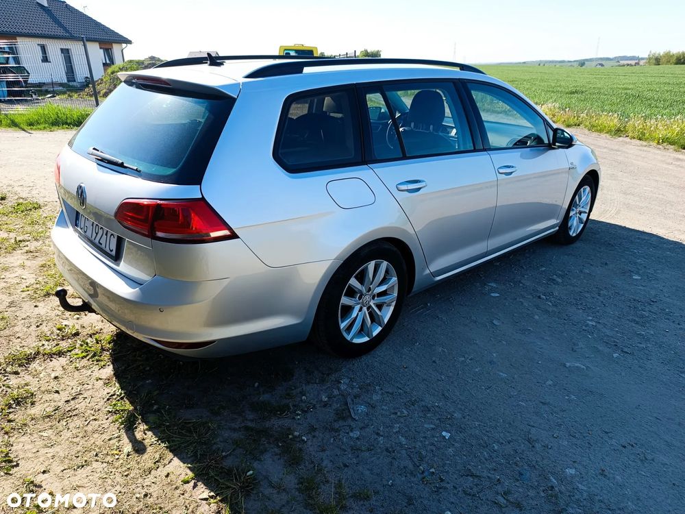 Volkswagen Golf 1.6 TDI BlueMotion Comfortline - 5