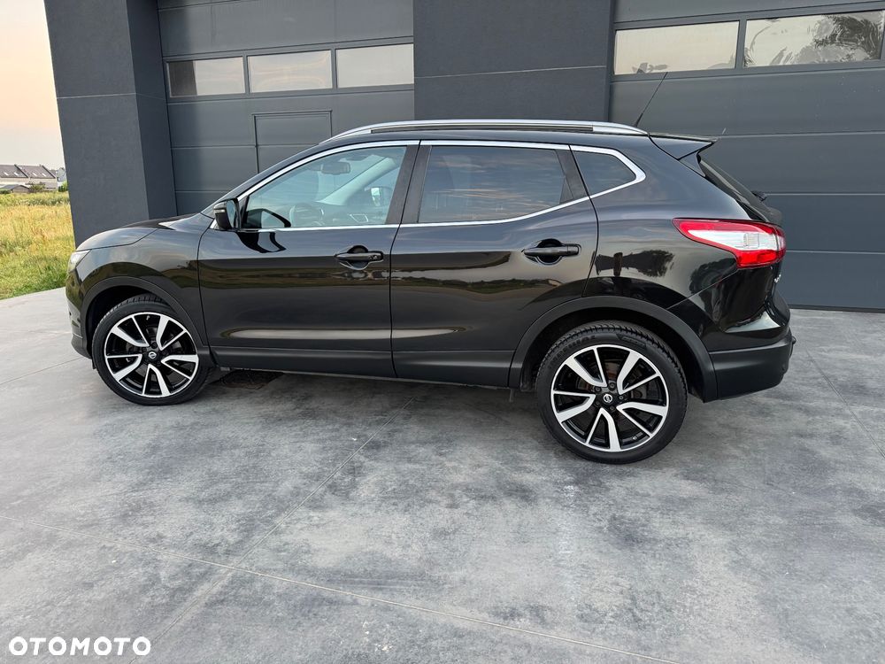 Nissan Qashqai 1.6 DCi Black Edition Xtronic EU6 - 13
