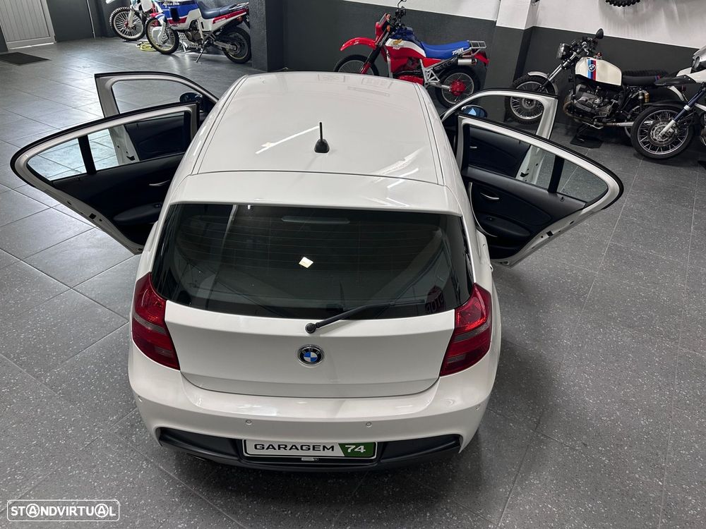 BMW 118 d Pack M - 11