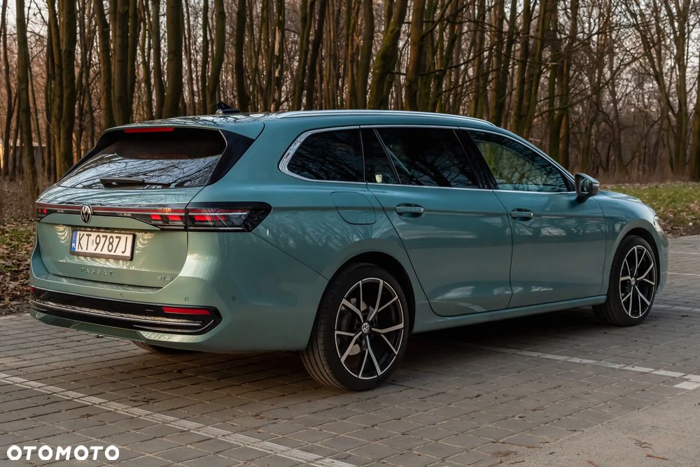 Volkswagen Passat - 7