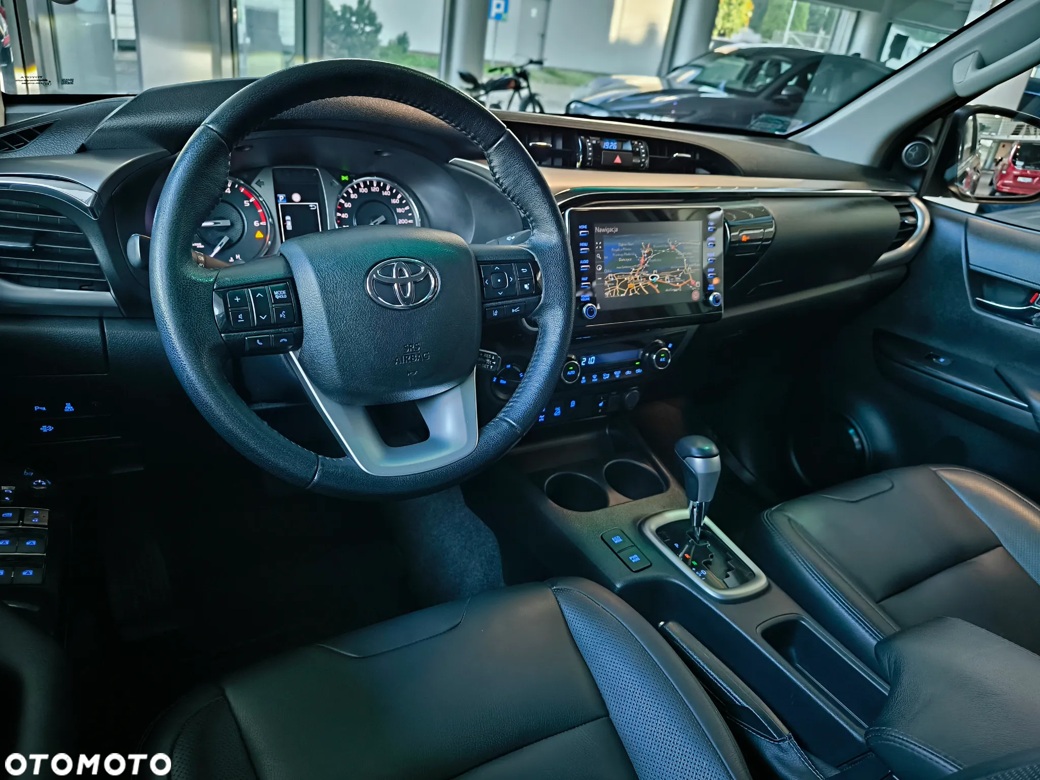 Toyota Hilux 2.8 D-4D Double Cab SR5+ 4x4 - 10
