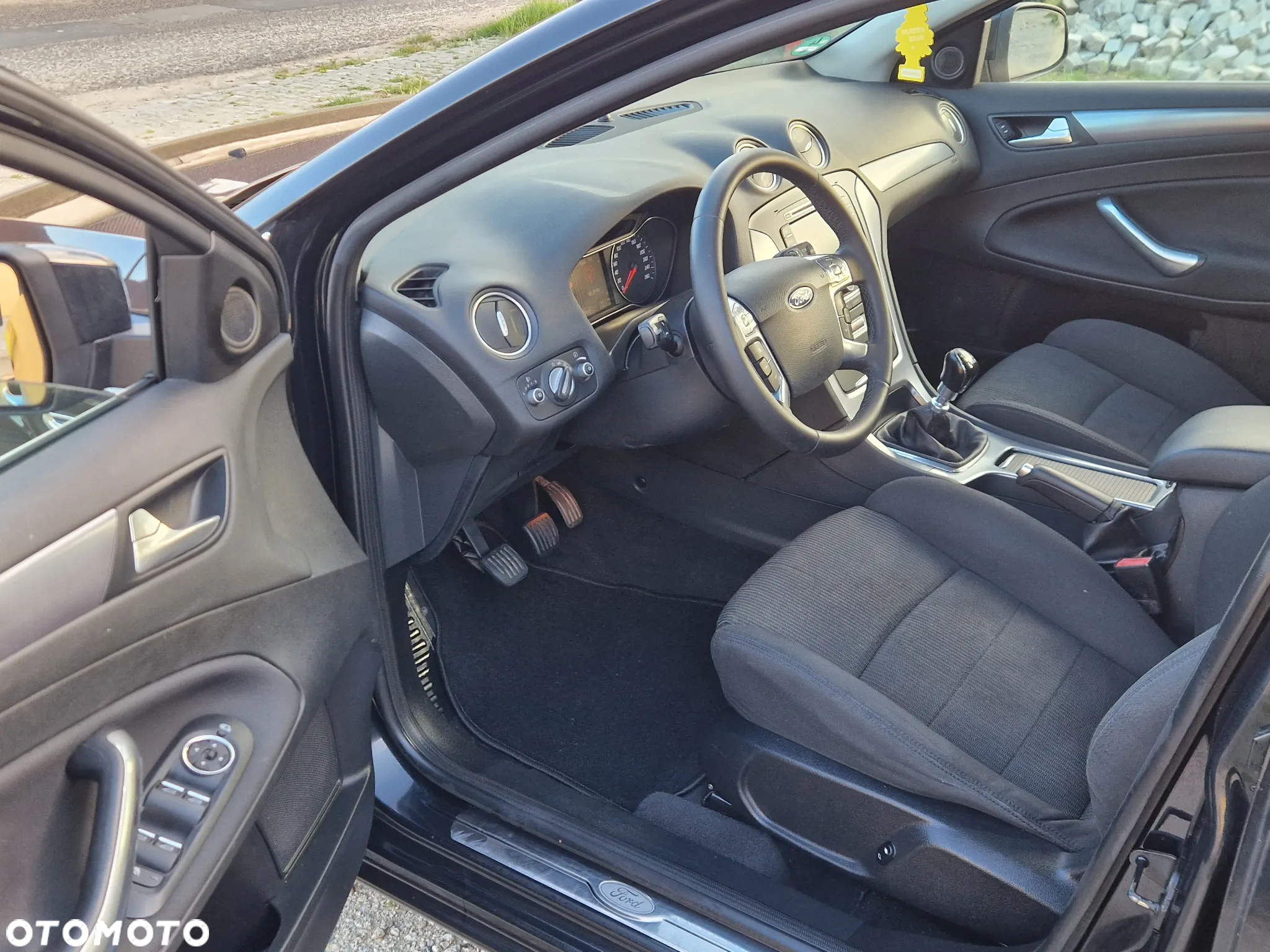 Ford Mondeo 2.2 TDCi Titanium - 20