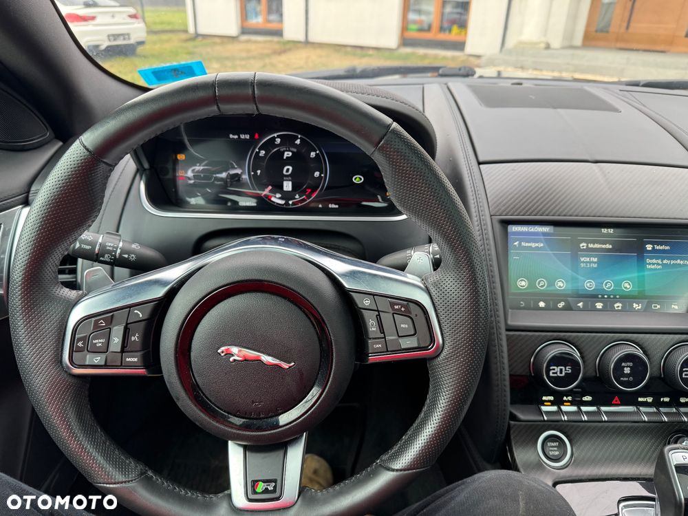 Jaguar F-Type R AWD - 16
