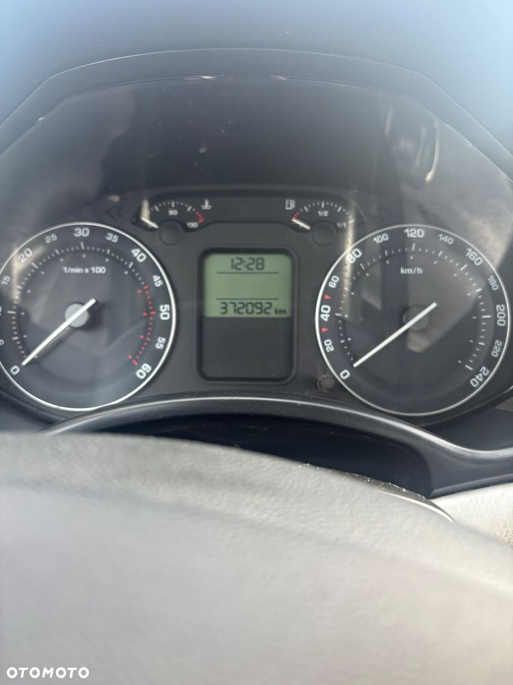 Skoda Octavia - 10
