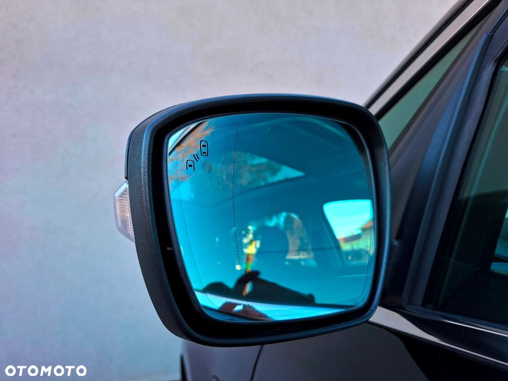 Ford S-Max - 16