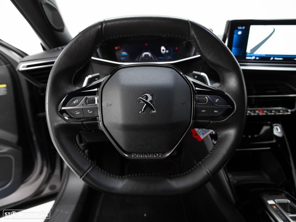 Peugeot 2008 1.5 BlueHDi Allure EAT8 - 13