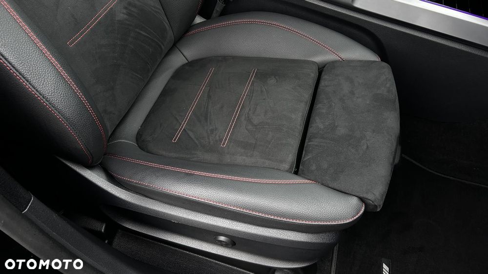 Mercedes-Benz GLB 200 AMG Line 7G-DCT - 25