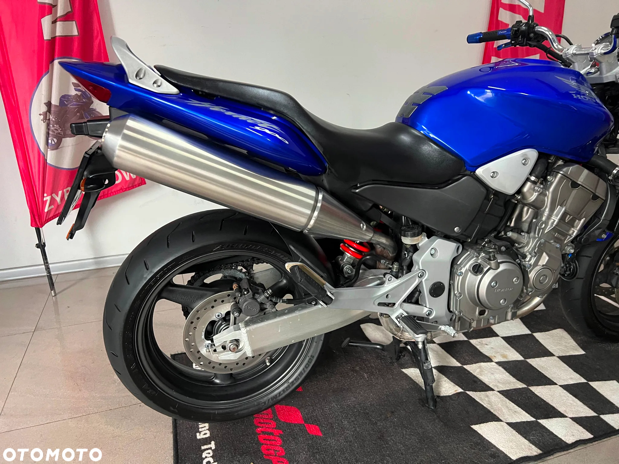 Honda CB - 11