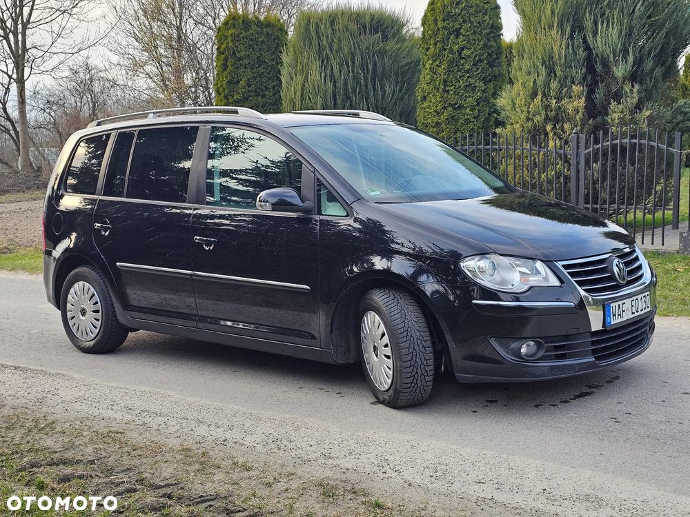 Volkswagen Touran 2.0 TDI DPF Highline - 22