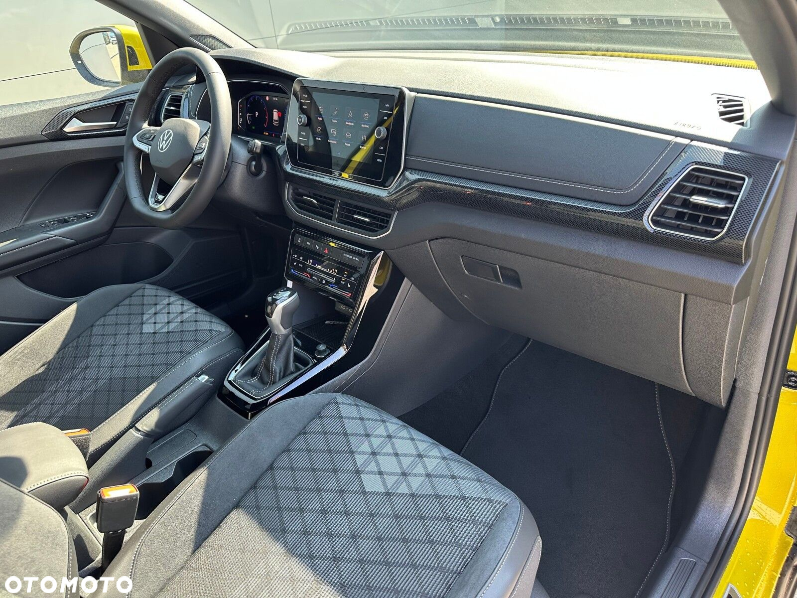 Volkswagen T-Cross 1.5 TSI ACT R-Line Plus DSG - 17