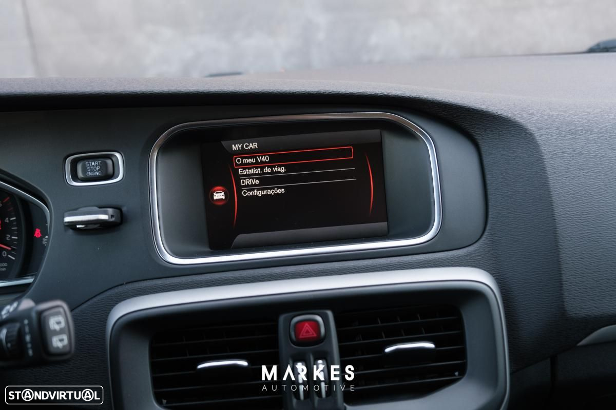 Volvo V40 1.6 D2 Momentum - 19