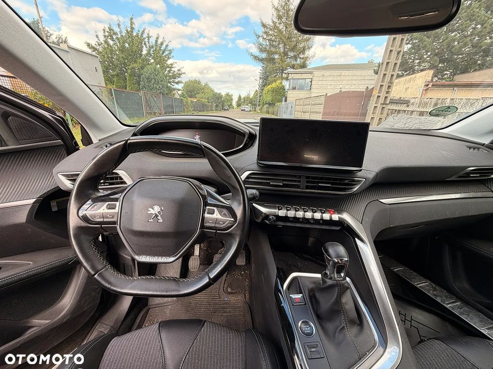Peugeot 5008 - 5