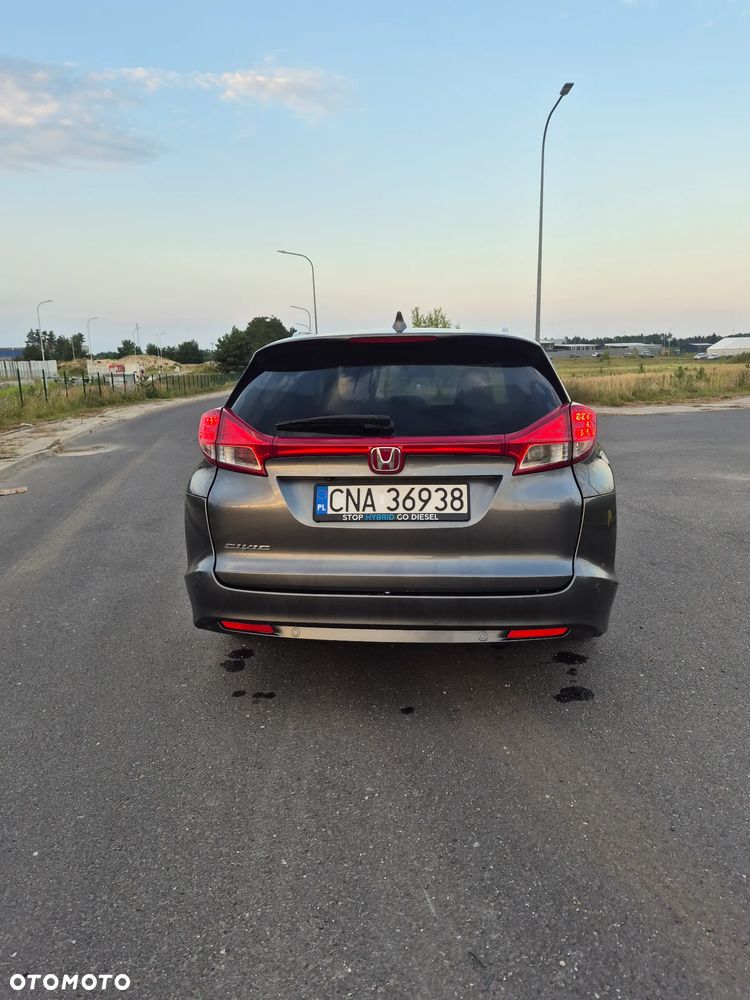 Honda Civic 1.6 i-DTEC Executive Navi - 6