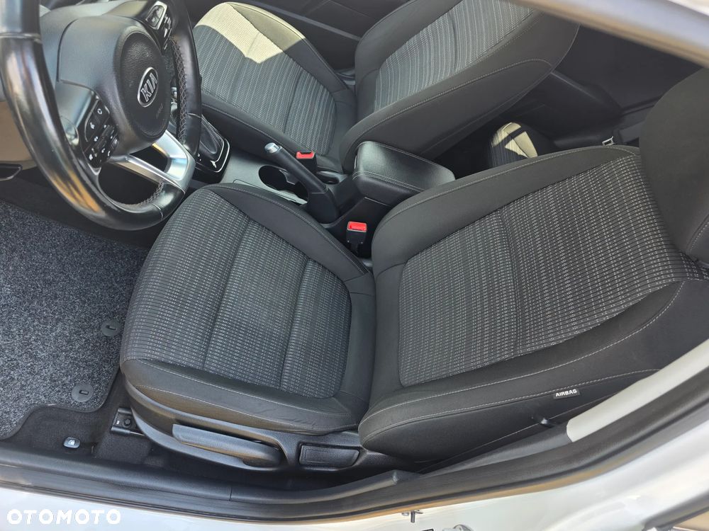 Kia Stonic 1.4 M - 38
