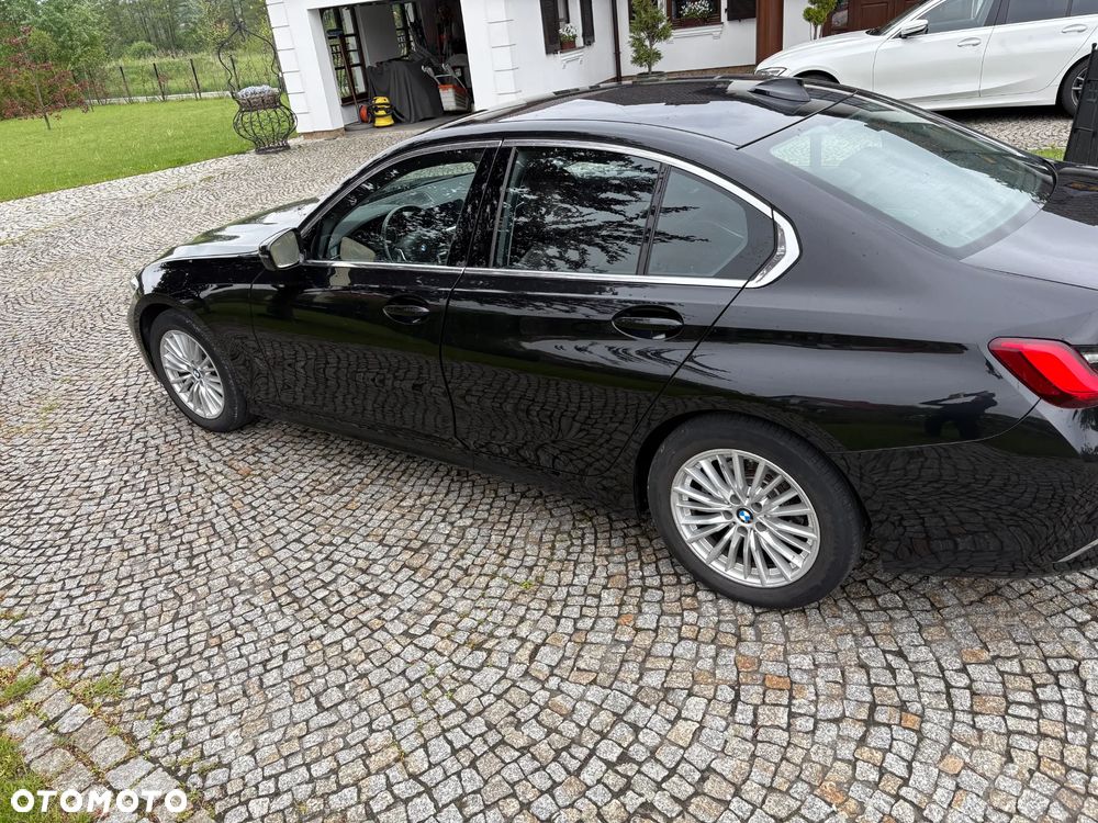 BMW Seria 3 318d - 1