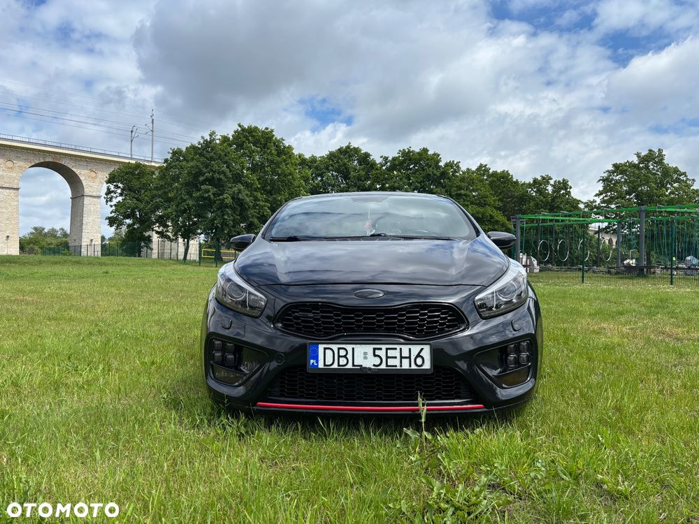 Kia Ceed 1.6 T-GDI GT - 2