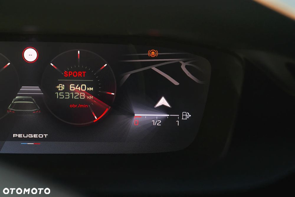 Peugeot 308 BlueHDi 130 EAT8 GT EXCLUSIVE - 36
