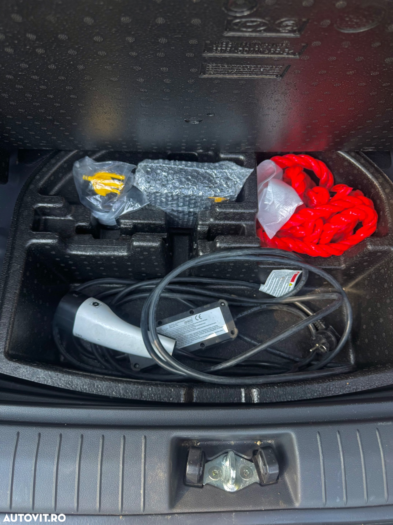 Hyundai KONA EV Style - 12