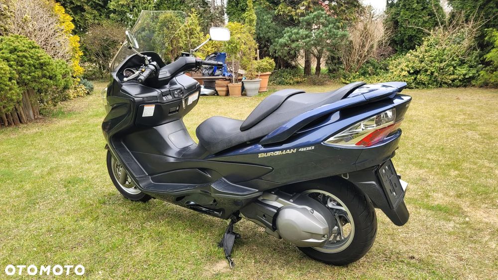 Suzuki Burgman - 17