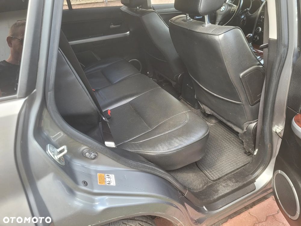 Suzuki Grand Vitara 1.9 DDiS - 9