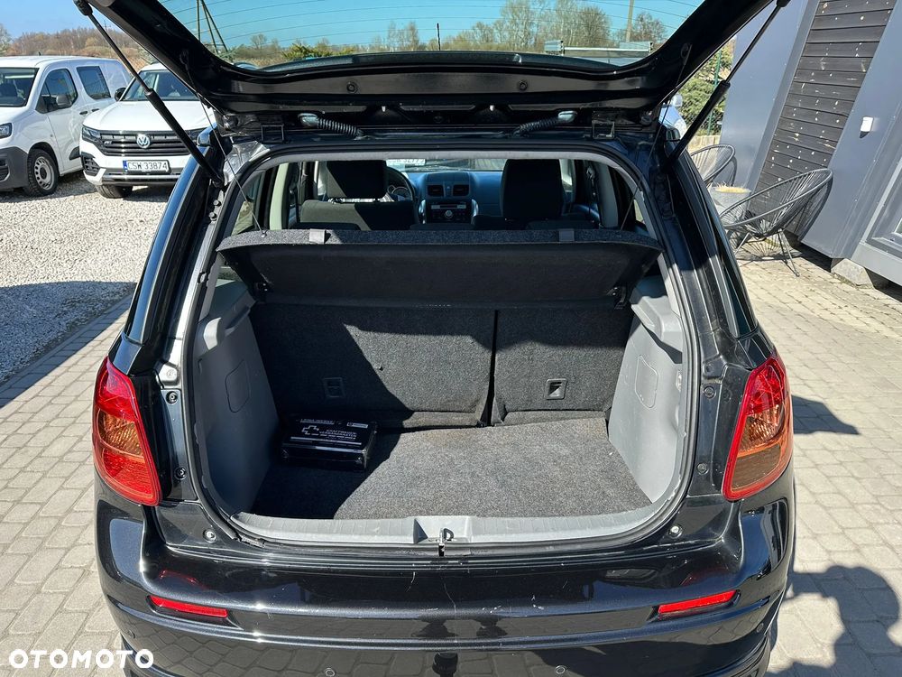 Suzuki SX4 1.6 Comfort 2012 - 18