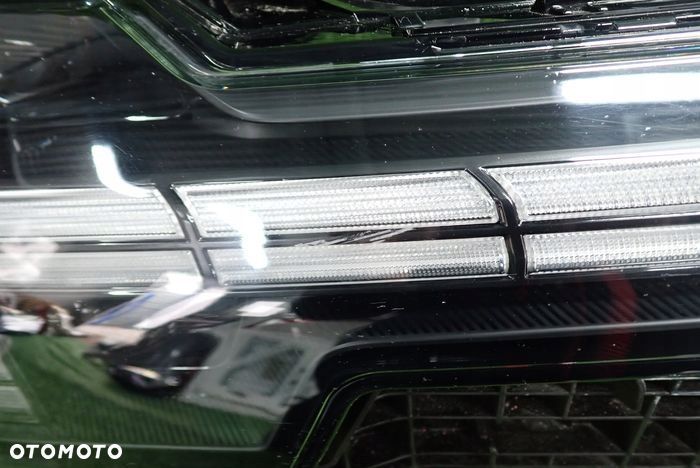 VOLVO EX30 EX-30 FULL LED 23- reflektor prawy lampa prawy - 4