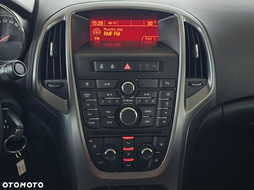 Opel Astra - 16