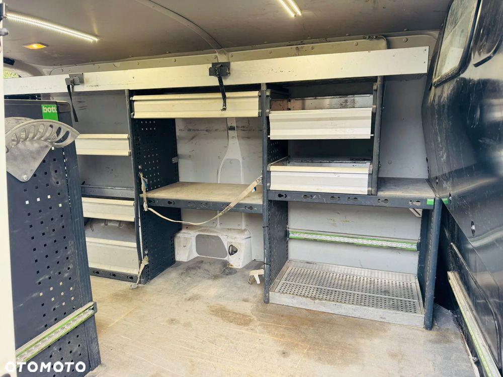 Volkswagen Transporter T6 - 14