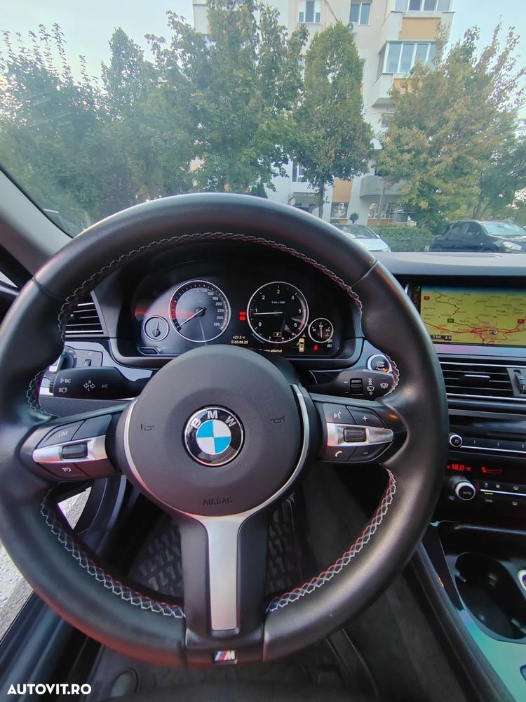 BMW Seria 5 525d Aut. - 11