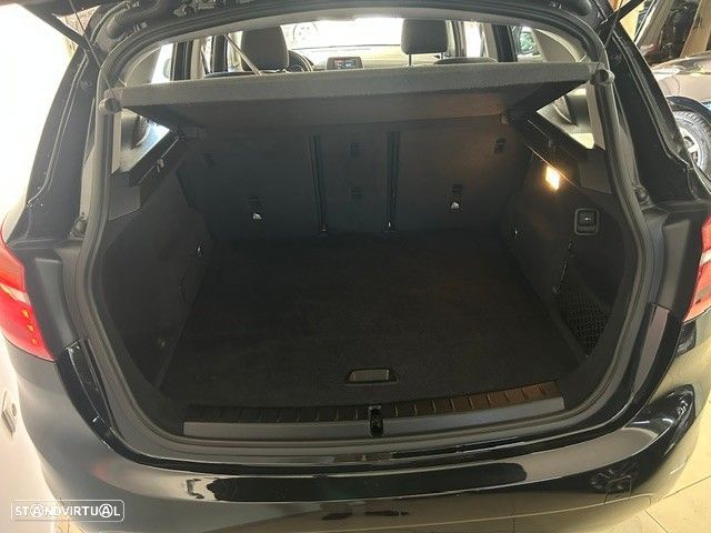 BMW 216 Active Tourer d Advantage Auto - 19