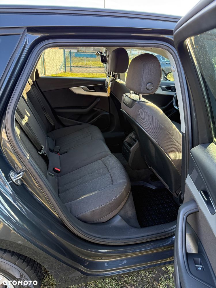 Audi A4 Avant 2.0 TDI - 21