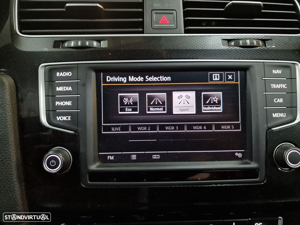 VW Golf 2.0 TSi GTi DSG - 27
